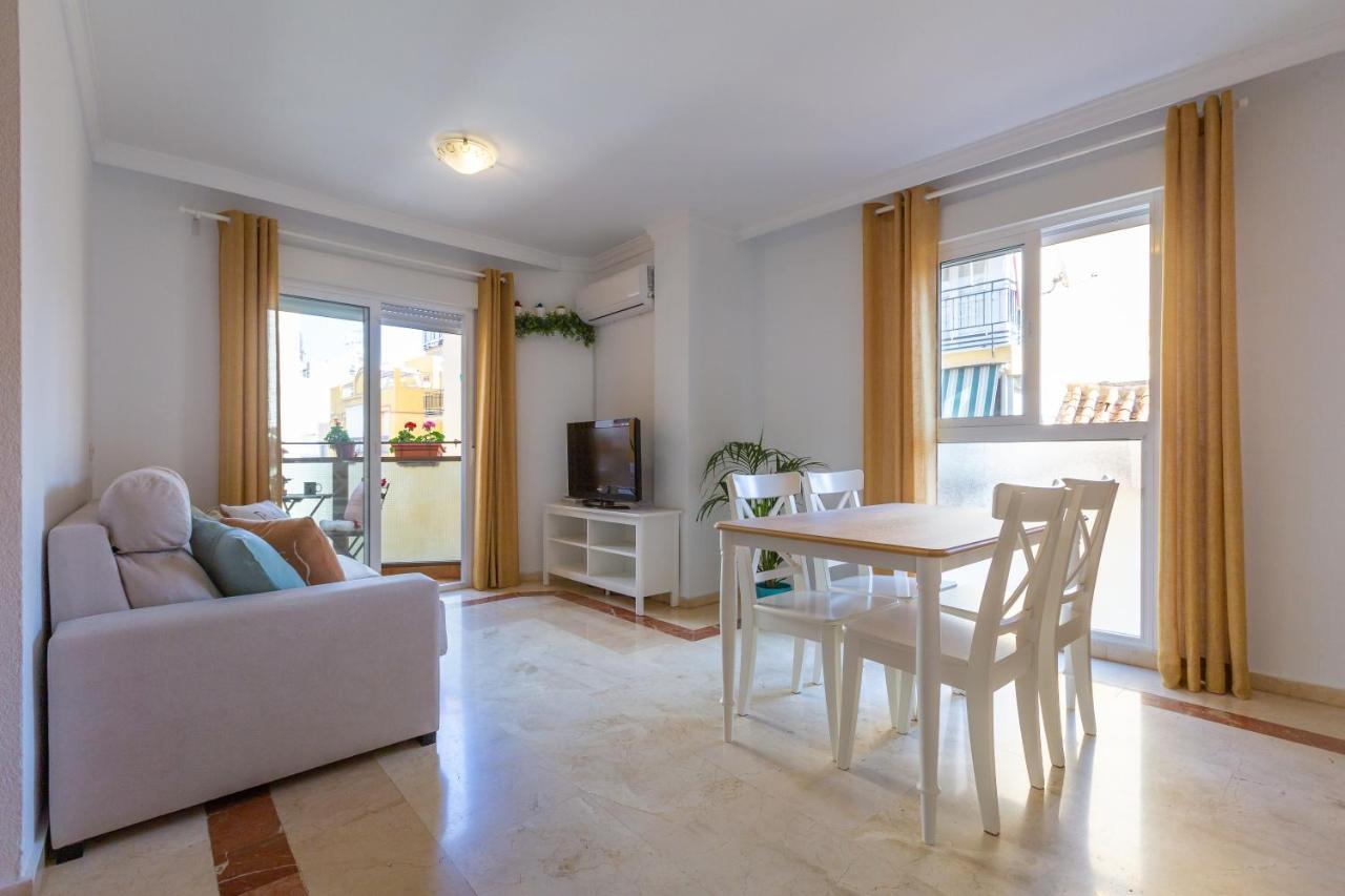 Luminoso Apartamento De Dos Habitaciones Con Terraza Y Parking En El Centro Màlaga Exteriér fotografie
