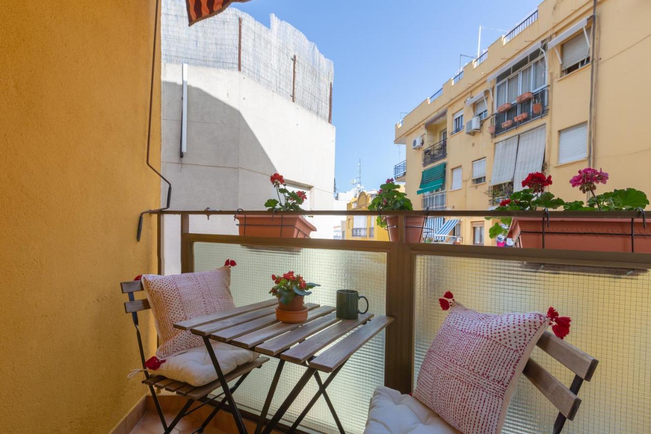 Luminoso Apartamento De Dos Habitaciones Con Terraza Y Parking En El Centro Màlaga Exteriér fotografie