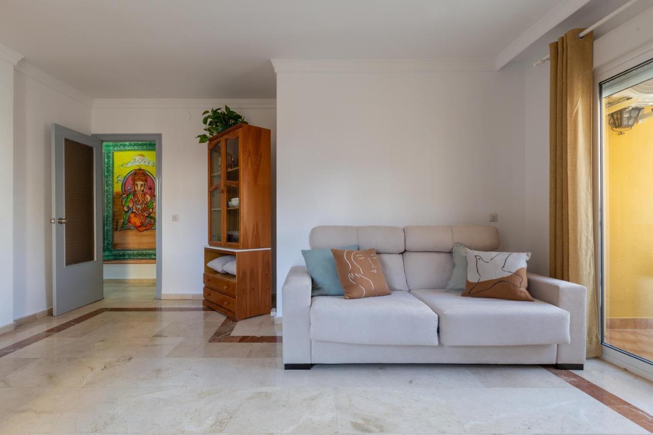 Luminoso Apartamento De Dos Habitaciones Con Terraza Y Parking En El Centro Màlaga Exteriér fotografie